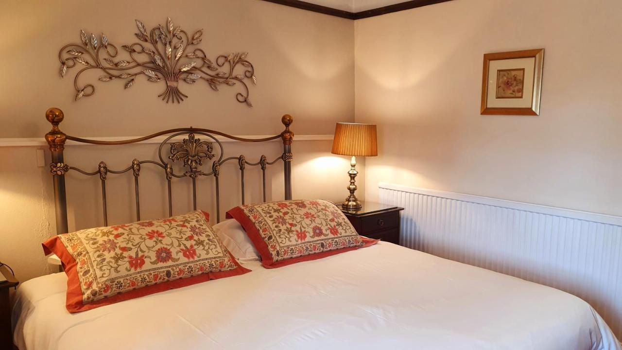 Stow Lodge Hotel Екстериор снимка