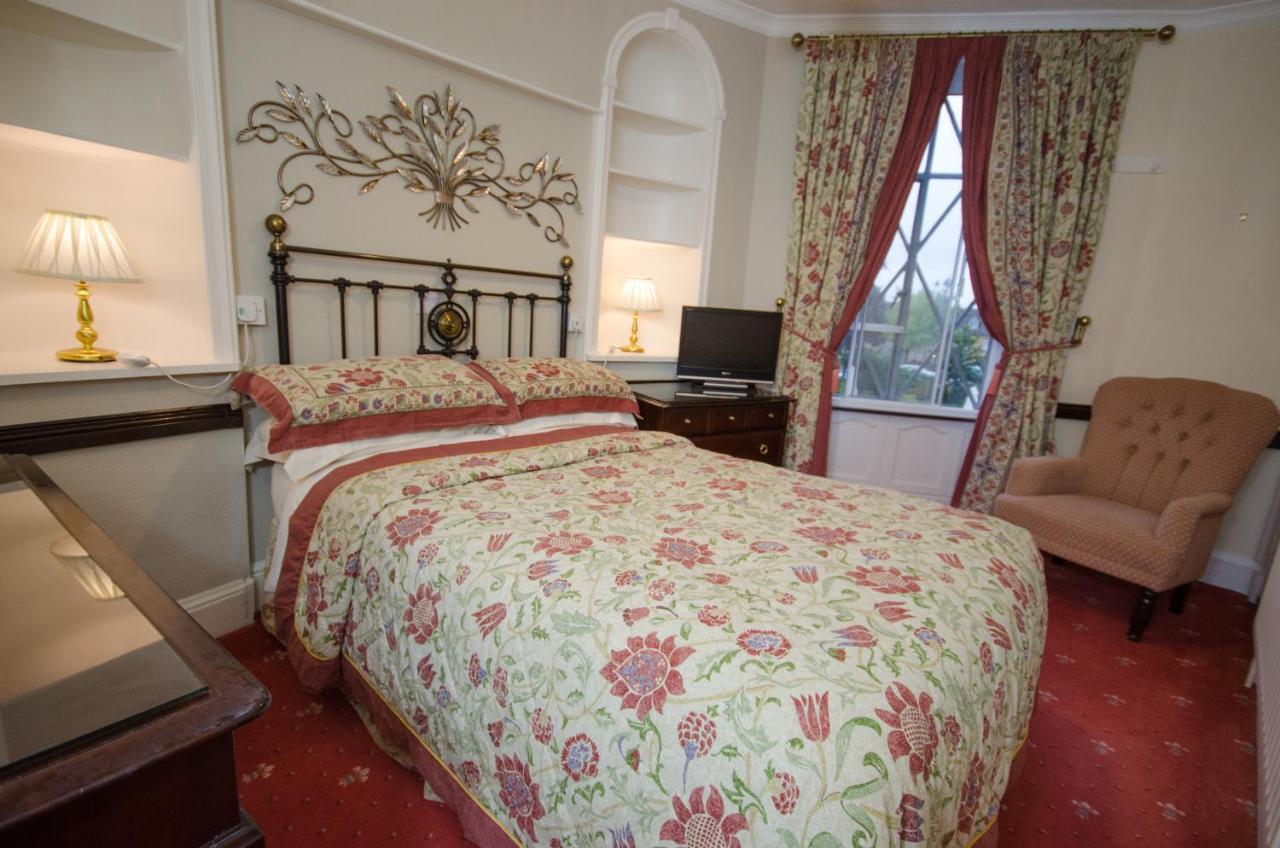 Stow Lodge Hotel Екстериор снимка